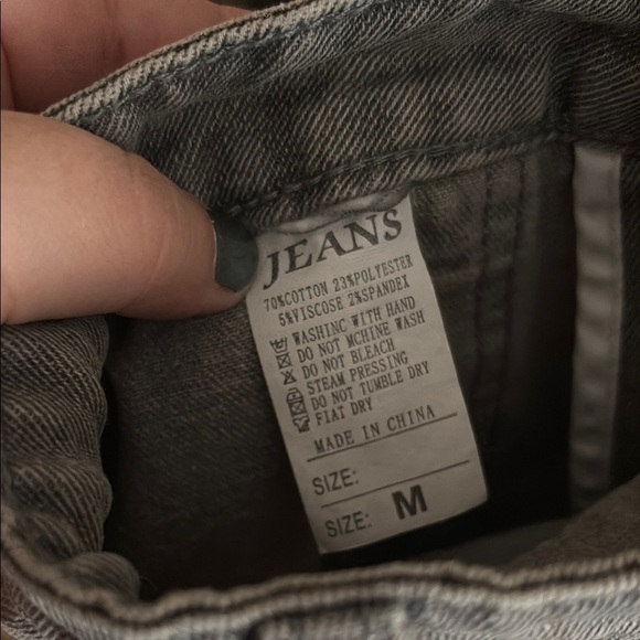 Black and Gray Cargo Pants with Modern Style & Stars - Picture 2 of 2